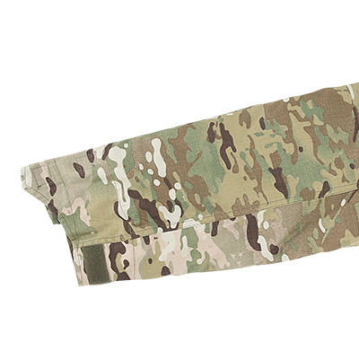 Punho do casaco do uniforme militar