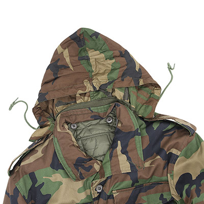 Jaqueta militar M65 com capuz destacável