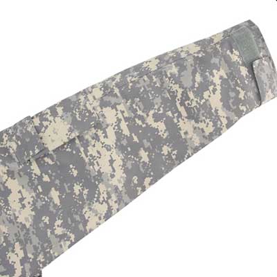 Design humanizado de manga de jaqueta militar